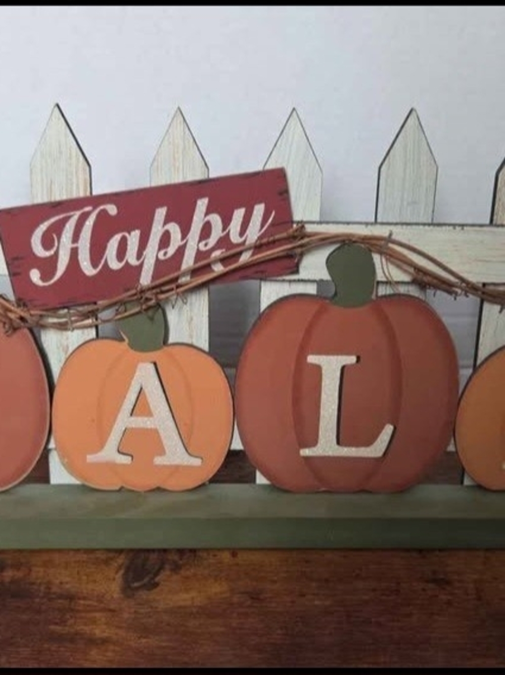 Assorted Fall Lot - Picture 5 of 5